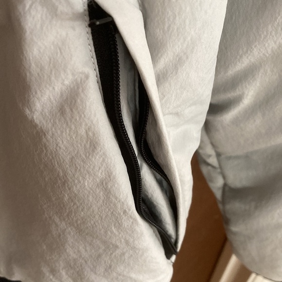 Olympian unisex size M Jacket; 26” long from collar; grey with black trim - Picture 8 of 8